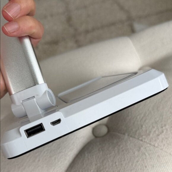 Fugetek LED Desk Lamp - Picture 6 of 7